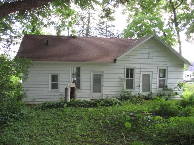 36071 Old Homer Rd, Winona, MN 55987