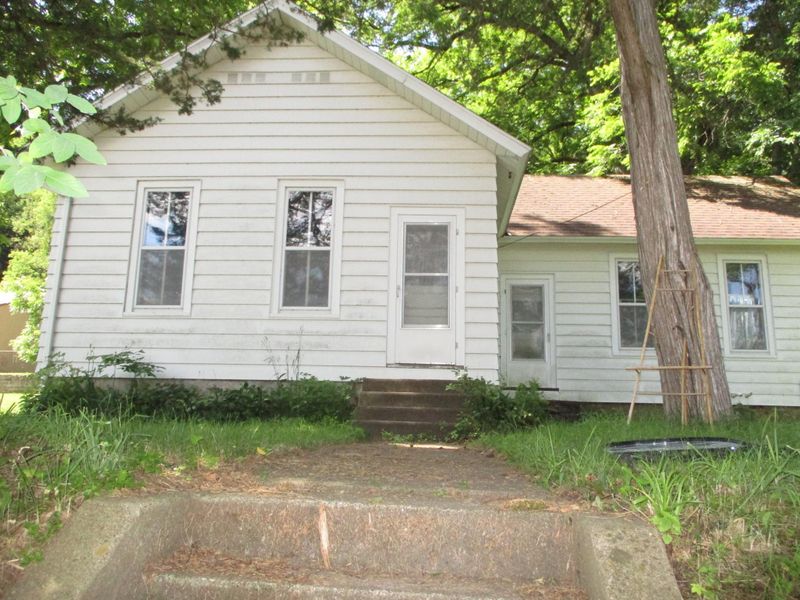 36071 Old Homer Rd, Winona, MN 55987
