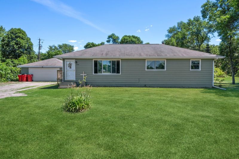 33247 Flanders St NE, Cambridge, MN 55008