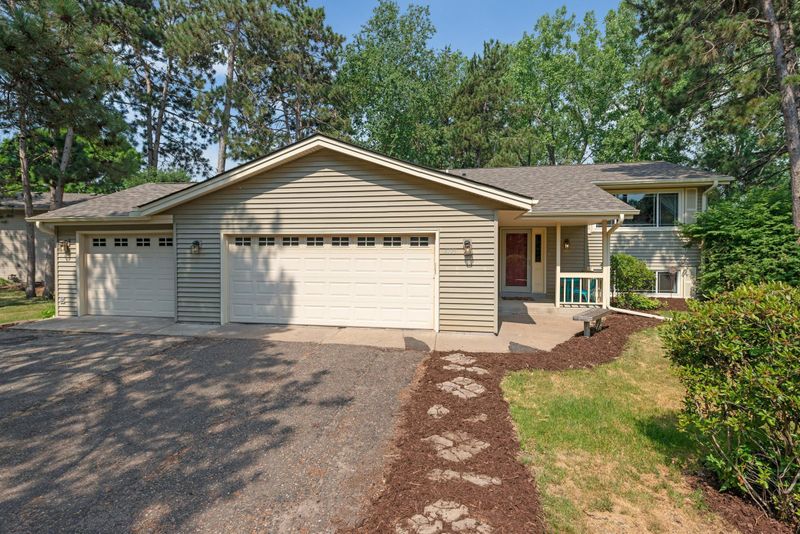 5775 Evergreen Ln, Shoreview, MN 55126