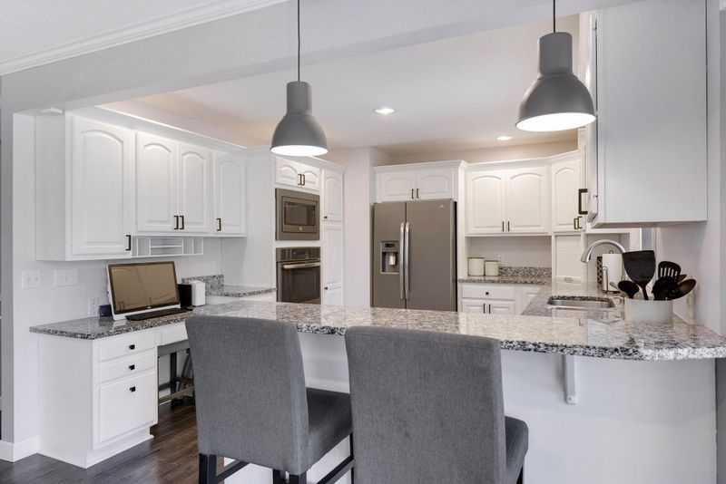 5775 Evergreen Ln, Shoreview, MN 55126