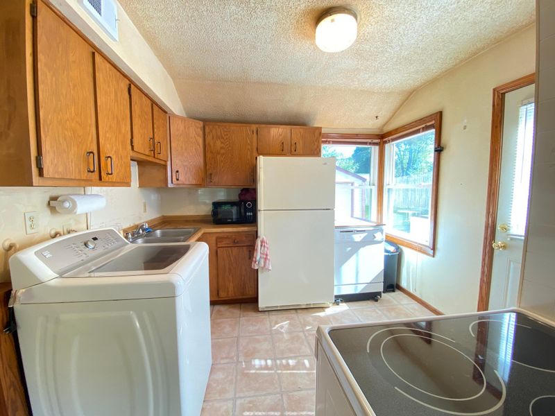 2311 Holloway Ave E, North Saint Paul, MN 55109