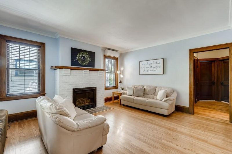 1722 Jefferson Ave, Saint Paul, MN 55105