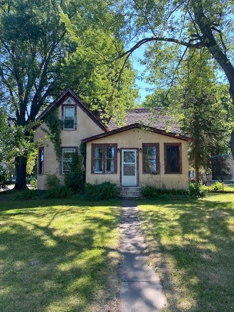 238 Birch St N, Cambridge, MN 55008