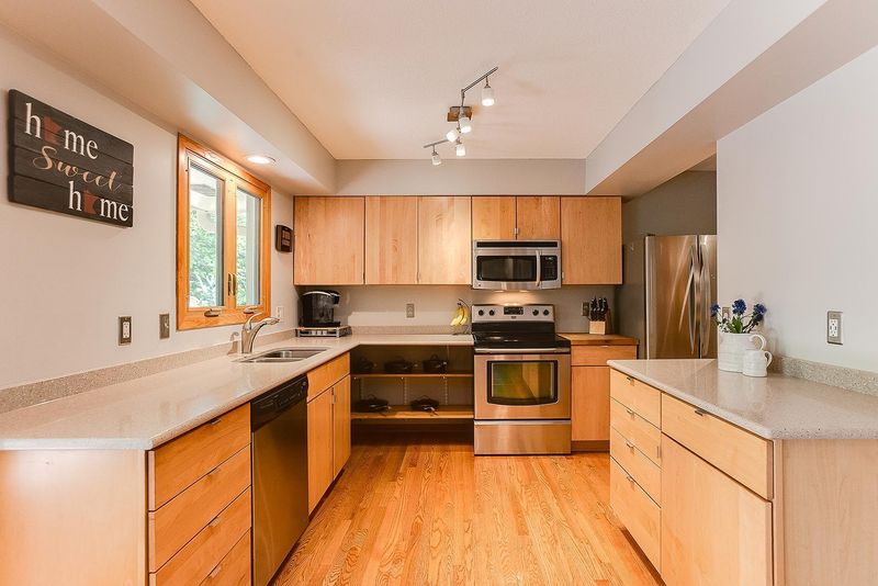 2917 Nevada Ave S, Saint Louis Park, MN 55426