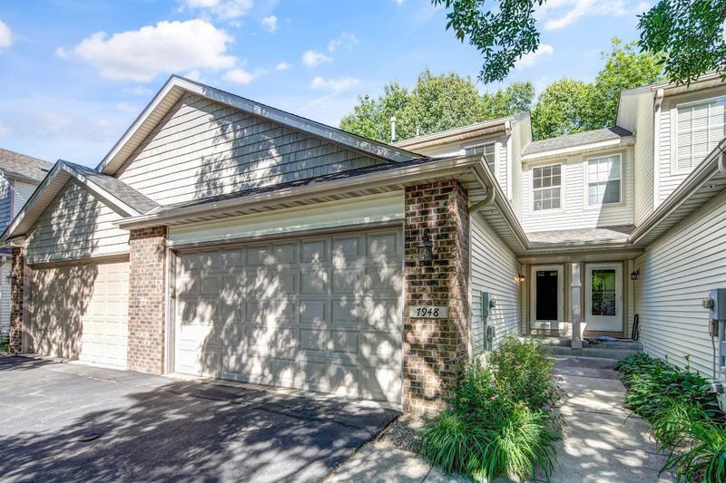 7948 Everest Ln N, Maple Grove, MN 55311