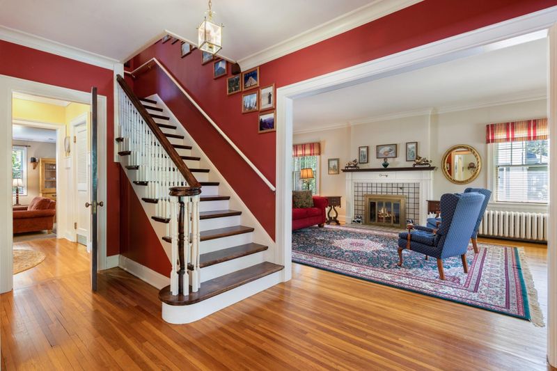 5047 Gladstone Ave, Minneapolis, MN 55419