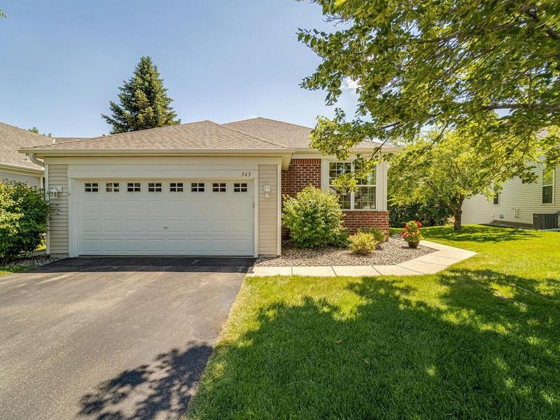 365 Campfire Curve, Chaska, MN 55318