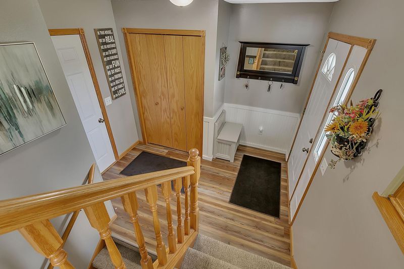 518 Iris Ln NE, Saint Joseph, MN 56374