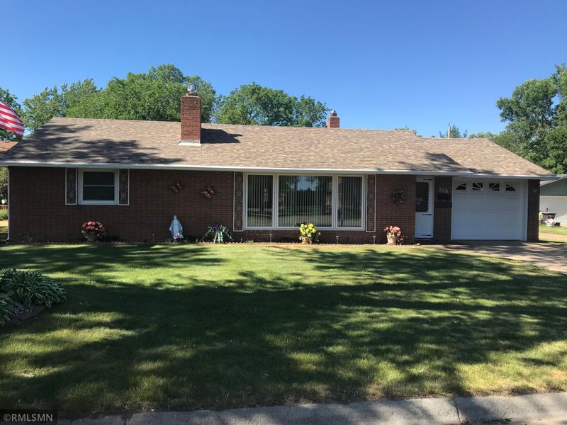 208 1st Ave NW, Little Falls, MN 56345