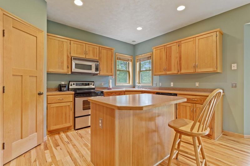 15920 Yellow Pine St NW, Andover, MN 55304
