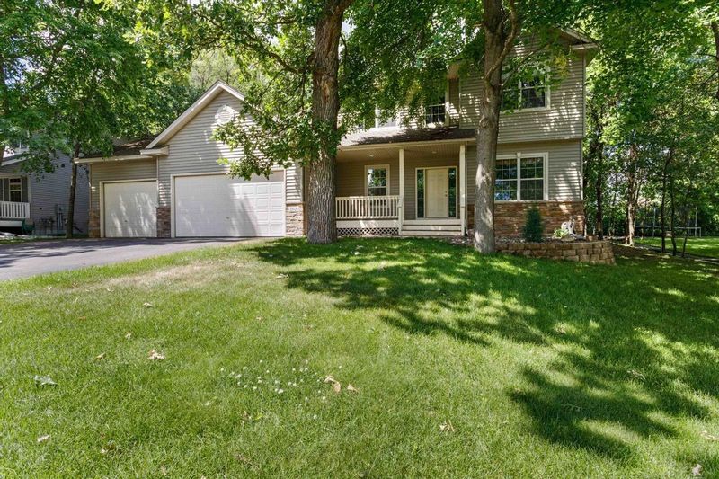 15920 Yellow Pine St NW, Andover, MN 55304