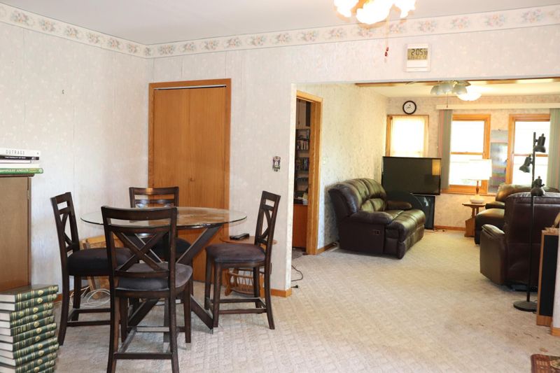 701 E Broadway St, Starbuck, MN 56381