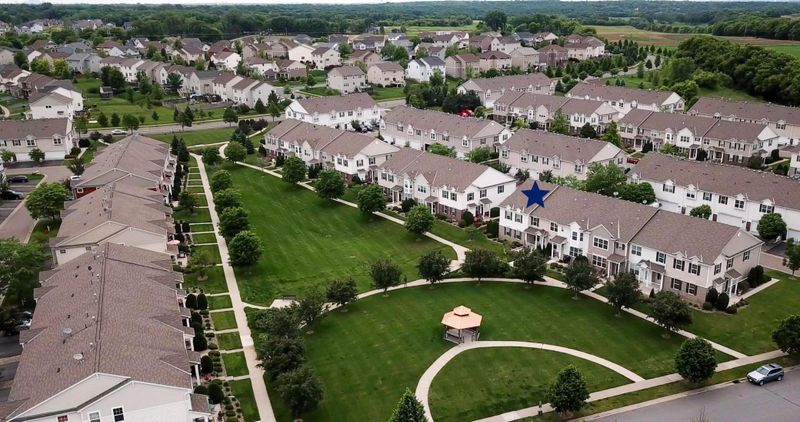 13775 Atrium Ave, Rosemount, MN 55068