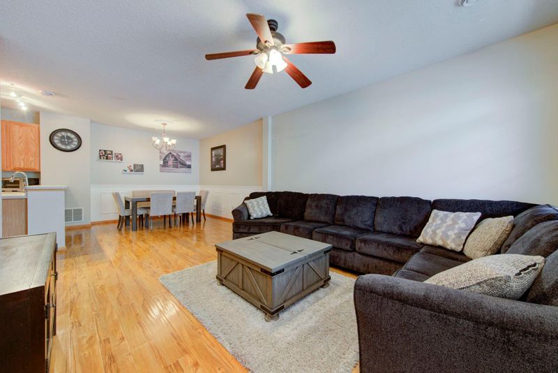 15656 Emerald Dr N #8, Hugo, MN 55038