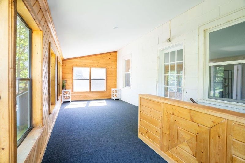 914 1st St E, Hastings, MN 55033