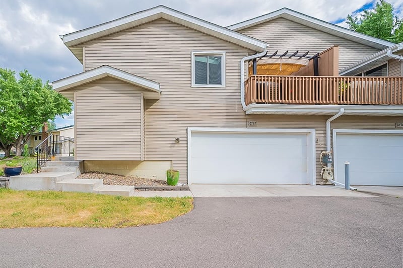 6732 Foliage Ct W, Lakeville, MN 55068