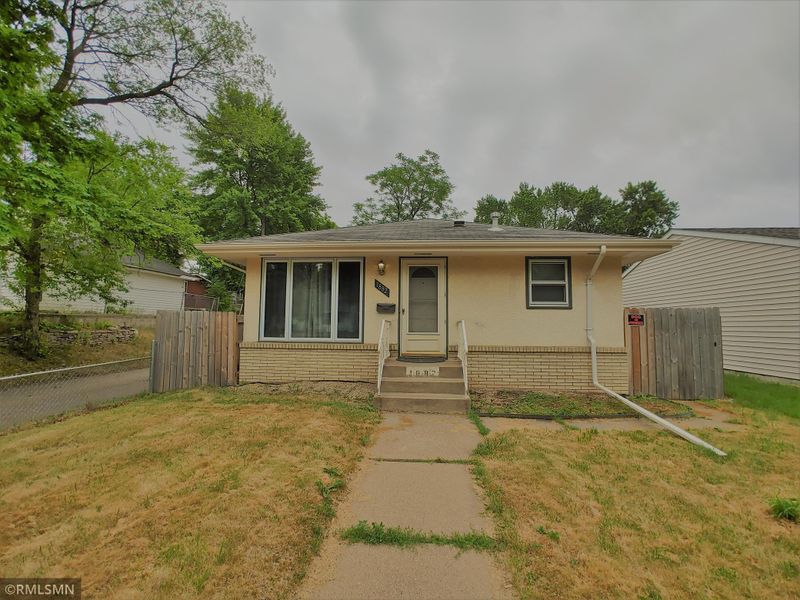 1882 Hoyt Ave E, Saint Paul, MN 55119