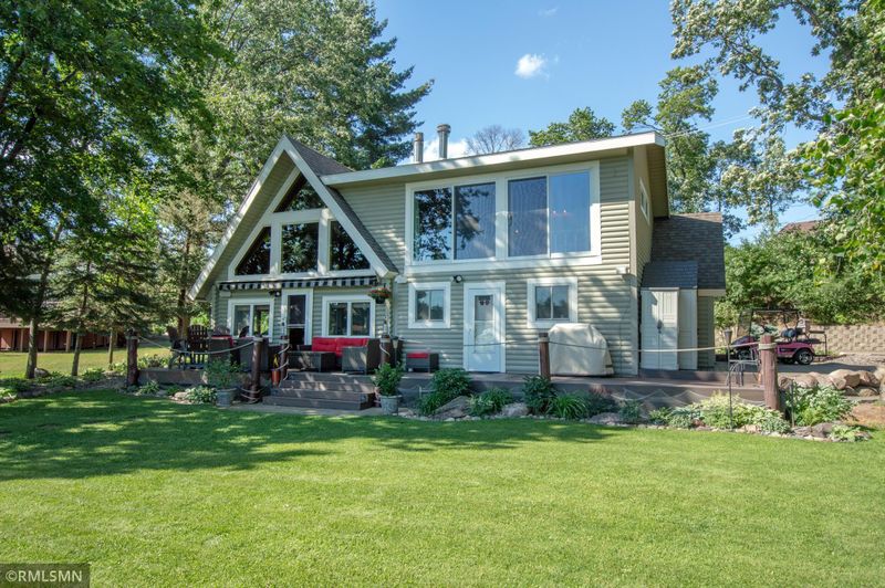 9069 Breezy Point Dr, Breezy Point, MN 56472
