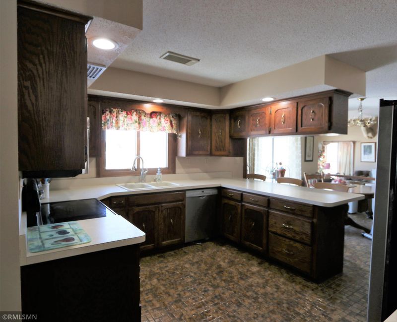 26120 Highview Ave, Farmington, MN 55024