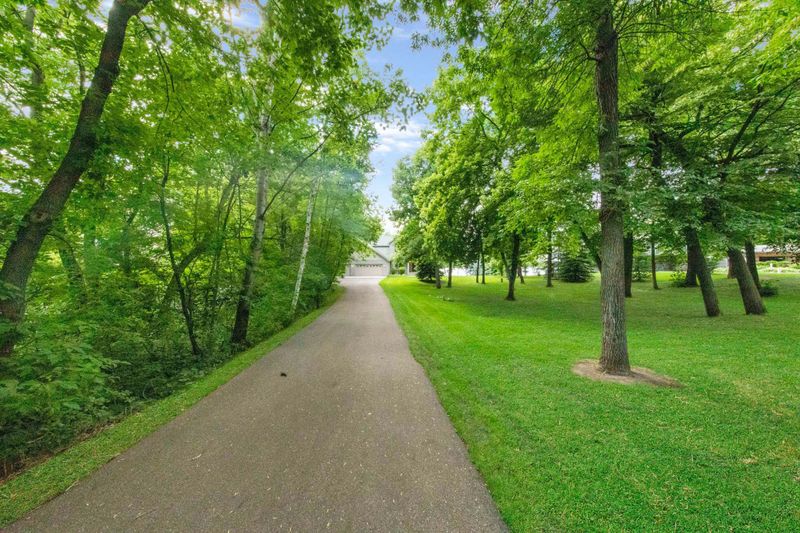 27191 Hidden Cove Rd, Cold Spring, MN 56320