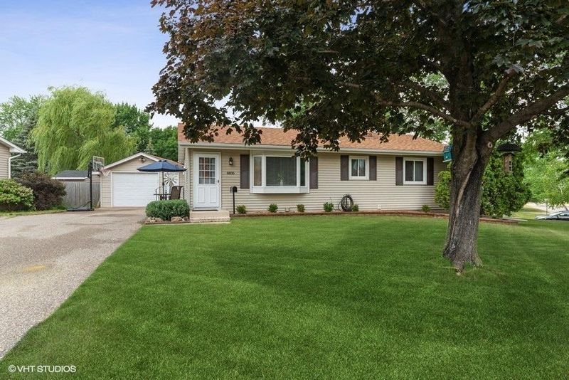 6835 Carleda Ave, Inver Grove Heights, MN 55076