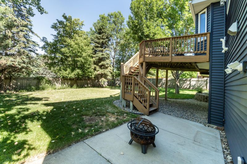 1960 Wenz Ave, Chaska, MN 55318
