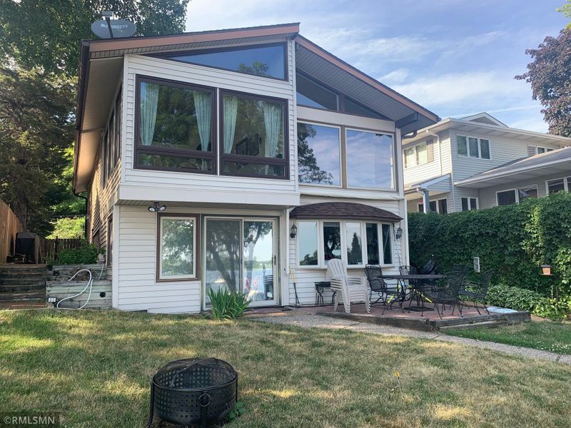 4763 Island View Dr, Mound, MN 55364