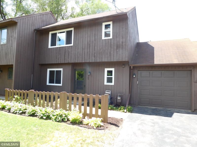 1565 10th Ave, Newport, MN 55055