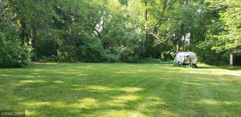 210 W Maple St, Dexter, MN 55926