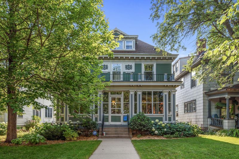 2653 Bryant Ave S, Minneapolis, MN 55408