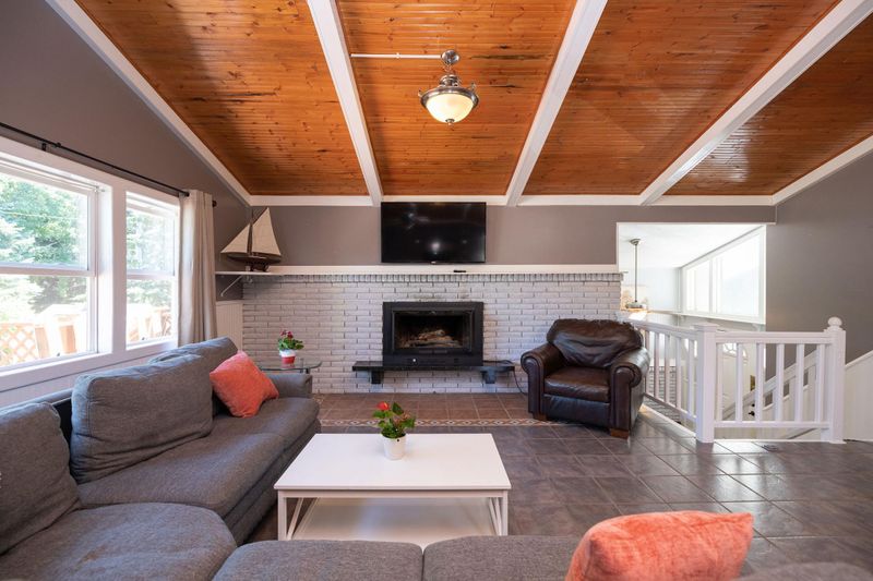112 3rd St NE, Saint Michael, MN 55376