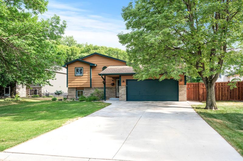 714 107th Ln NW, Coon Rapids, MN 55448