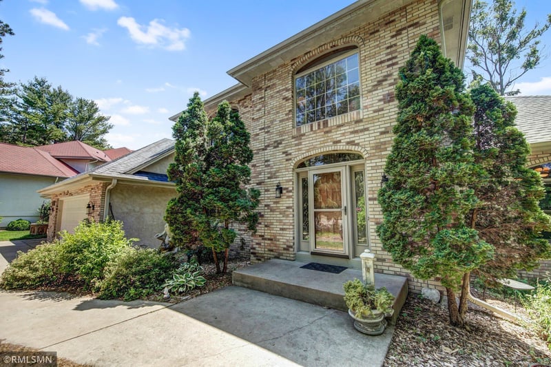 10306 Bittersweet St NW, Coon Rapids, MN 55433