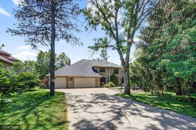 10306 Bittersweet St NW, Coon Rapids, MN 55433