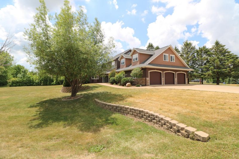 1423 Jamison Ave NE, Saint Michael, MN 55376