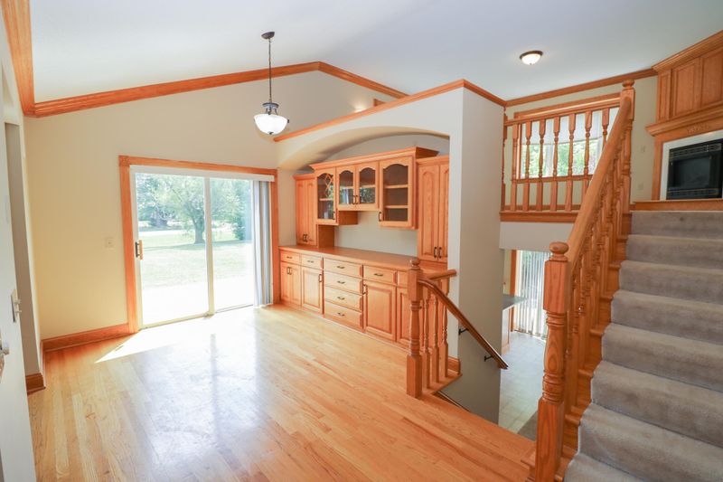 1423 Jamison Ave NE, Saint Michael, MN 55376