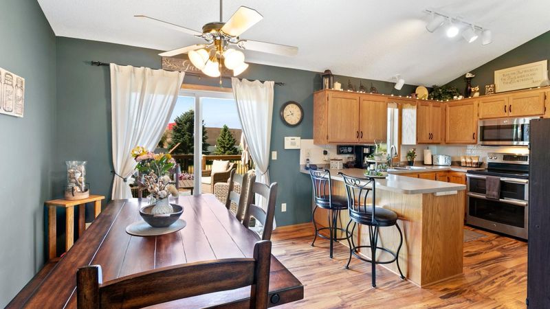 3744 Hayward Ct S, Monticello, MN 55362