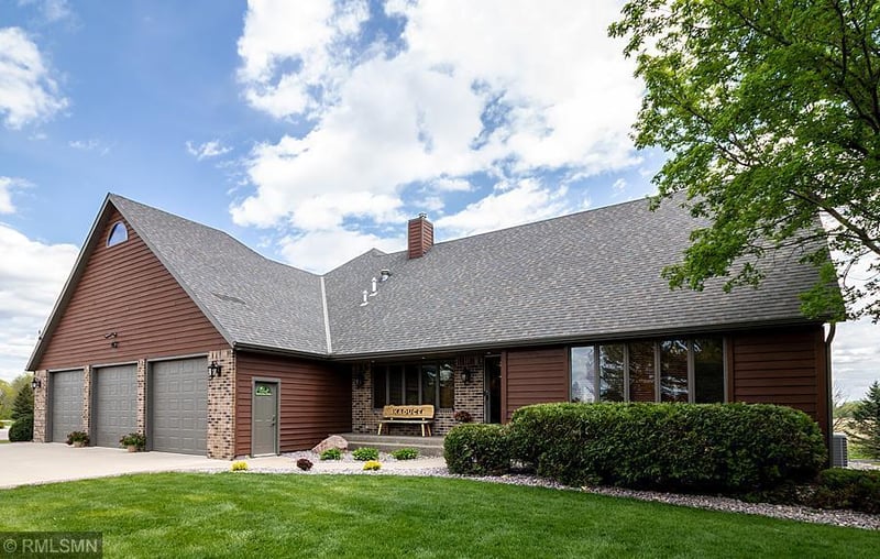 20401 B Pohl Rd, Mankato, MN 56001