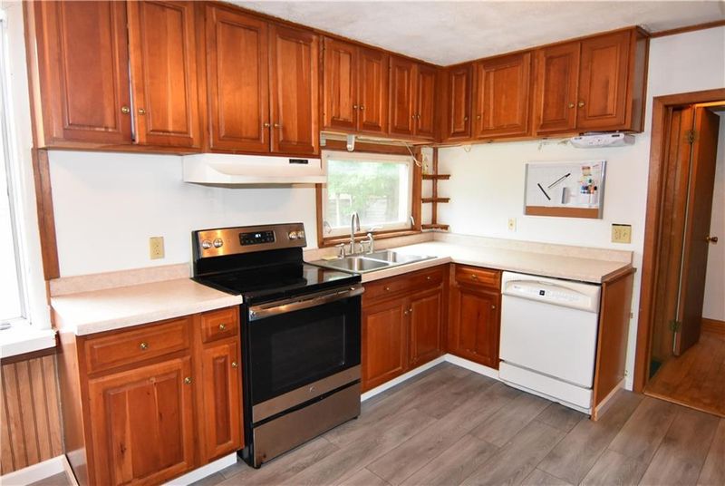 1229 Kern Ave, Rice Lake, WI 54868