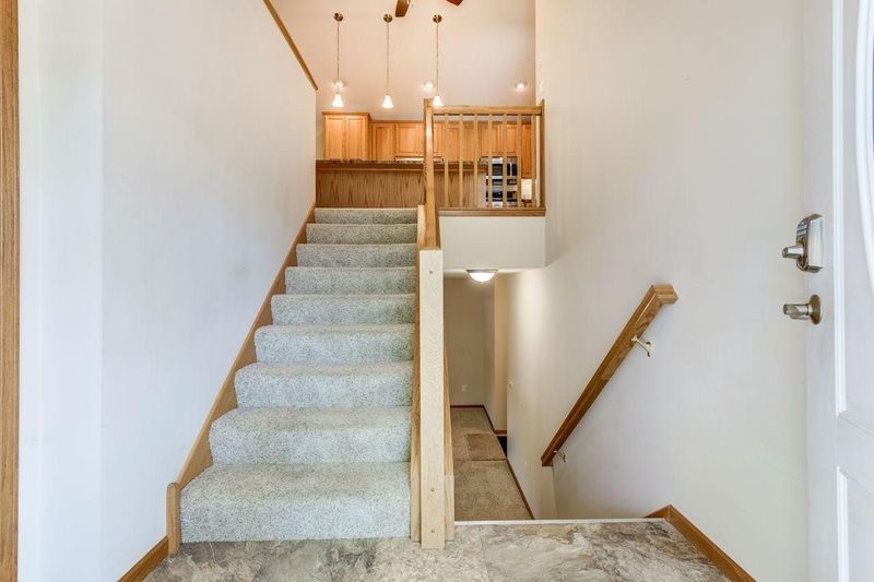 15594 Cornell Trl, Rosemount, MN 55068