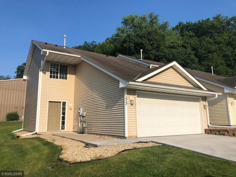 173 Oakmont Ln, Red Wing, MN 55066