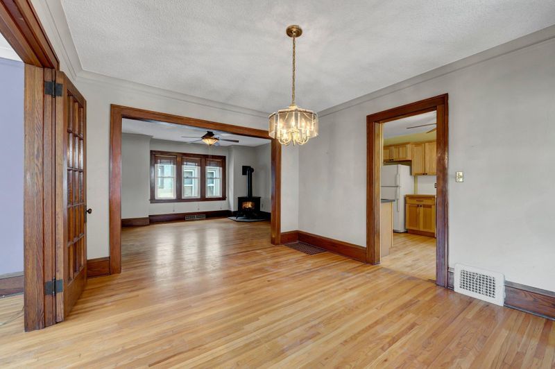 2041 Juliet Ave, Saint Paul, MN 55105