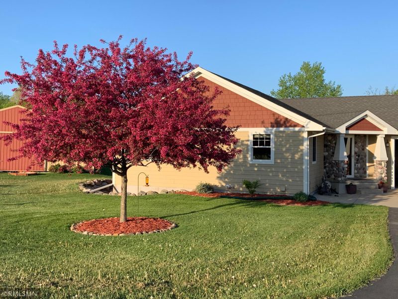 N6091 988th St, Ellsworth, WI 54011