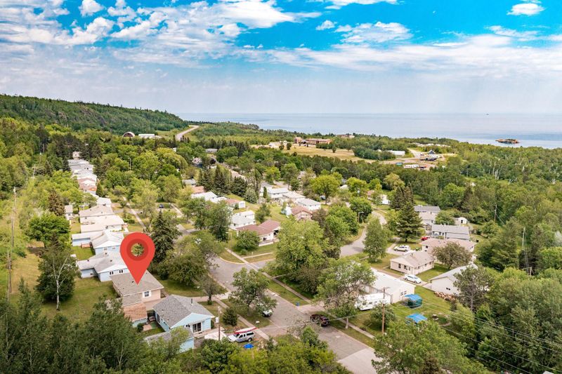 33 Adams Blvd, Silver Bay, MN 55614