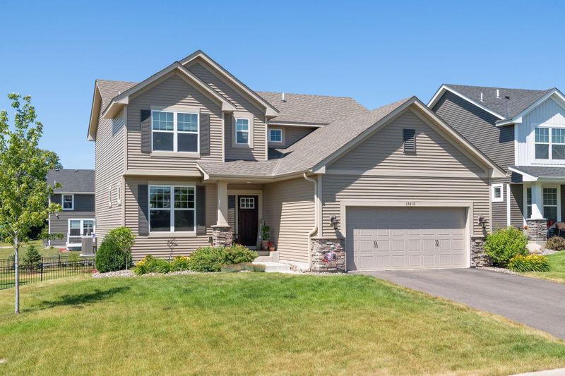 19214 Galloway Cir, Hamel, MN 55340