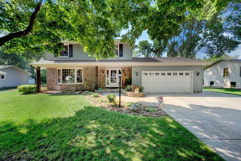 1401 105th Ave NW, Coon Rapids, MN 55433