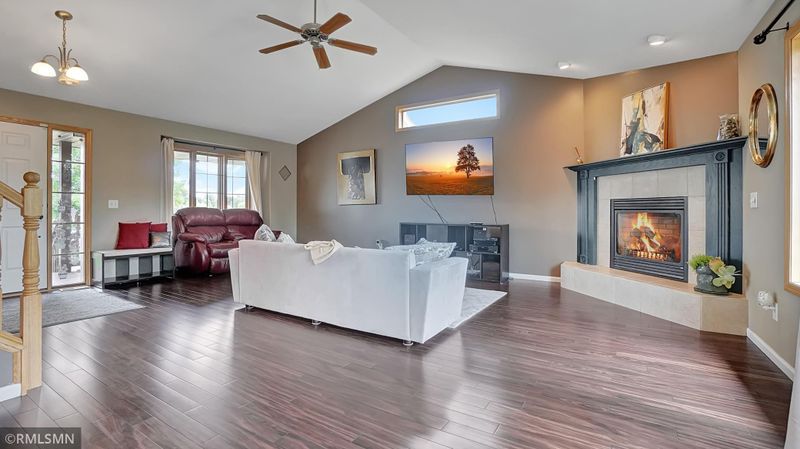10539 61st Pl NE, Albertville, MN 55301