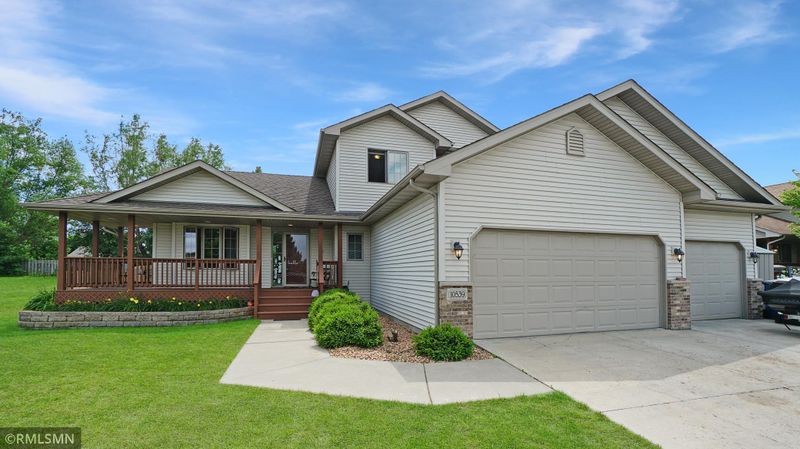 10539 61st Pl NE, Albertville, MN 55301