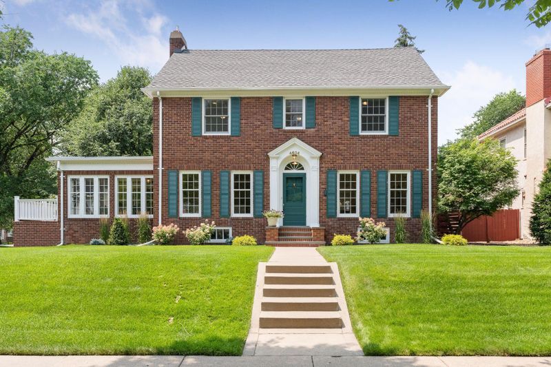 4634 Bruce Ave, Edina, MN 55424